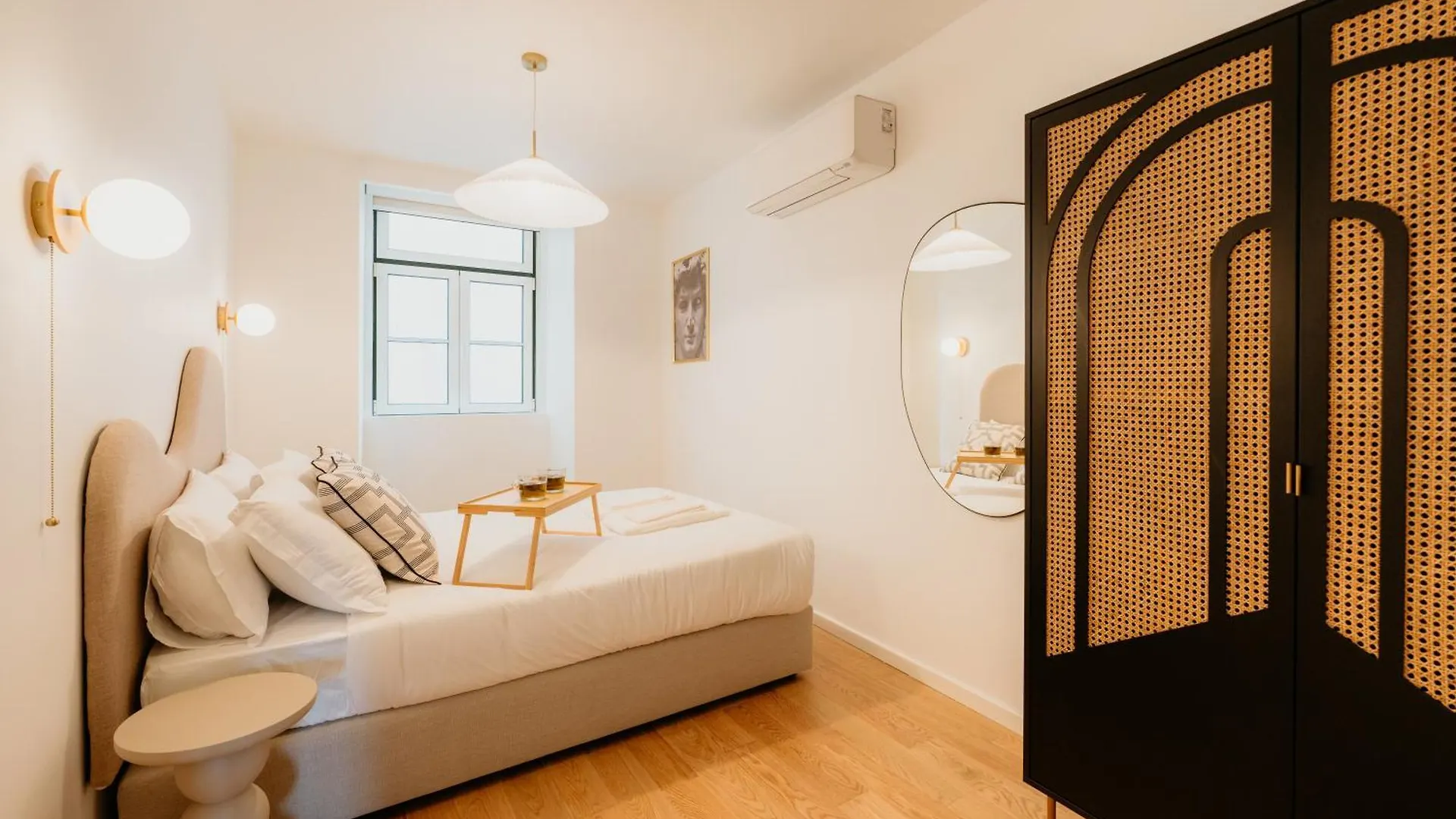 Mary Pink - No Rc C - Amazing Two-Bedroom Apartment 리스본